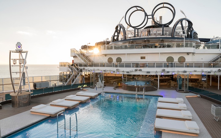Miami Beach pool.jpg